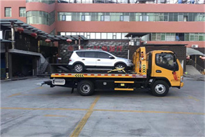 荣县汽车紧急补胎换胎救援