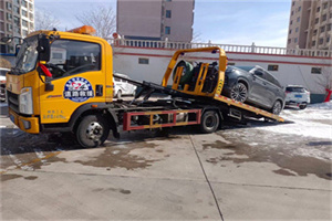 荣县救援拖车费用怎么算